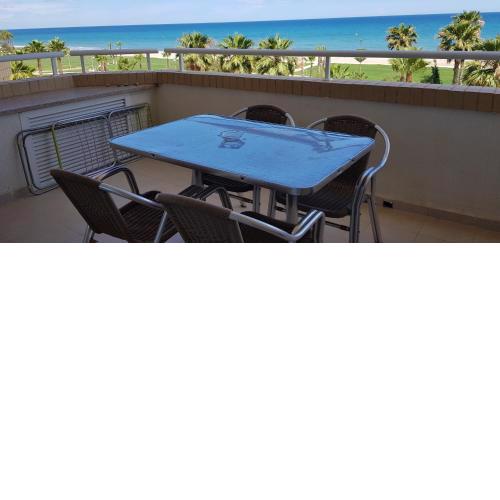 Apartamentos Danesp-Playa de les Amplaries Marina Dor- Frontales al Mar