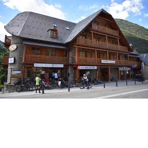 Apartamentos Deth Camin Reiau