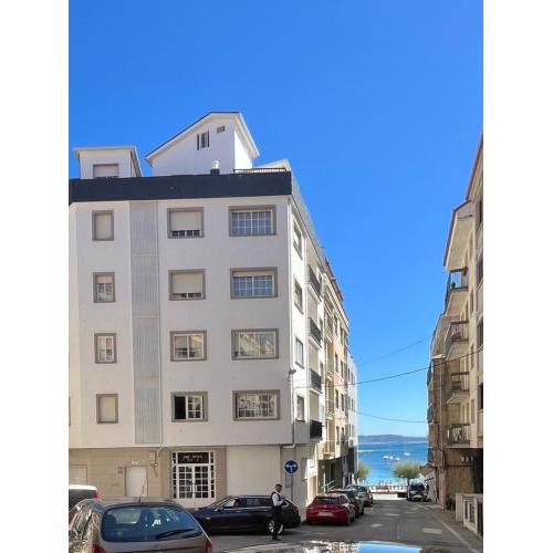 Apartamentos Deza- Playa Silgar