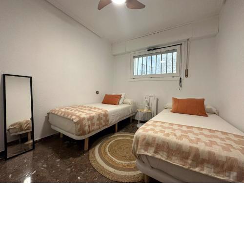 Apartamentos Dos Torres Bombur - Parking privado gratis