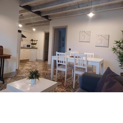 Apartamentos El Llanin