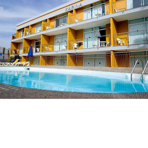 Apartamentos Karina