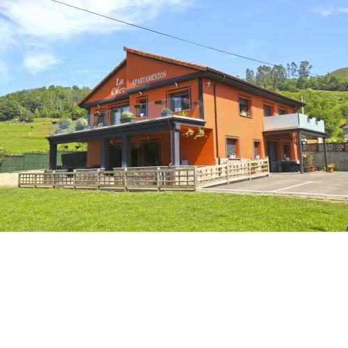 Apartamentos La Cueva - Onis