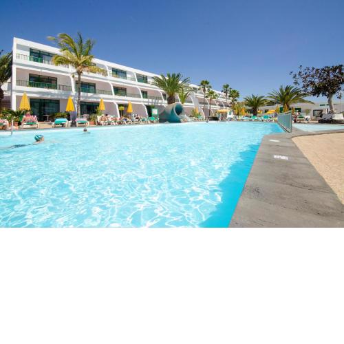 Apartamentos La Peñita