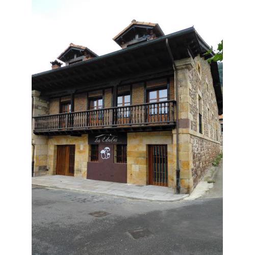Apartamentos Los Edules