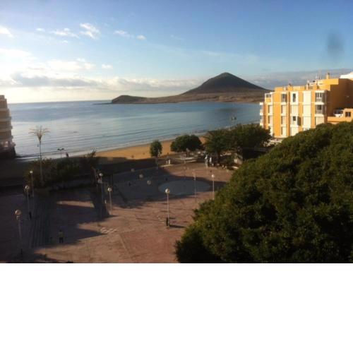 APARTAMENTOS LOS LAURELES