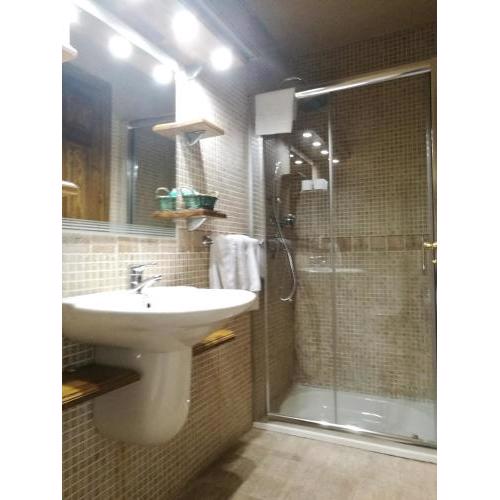 APARTAMENTOS MELCHOR DE LIÑAN