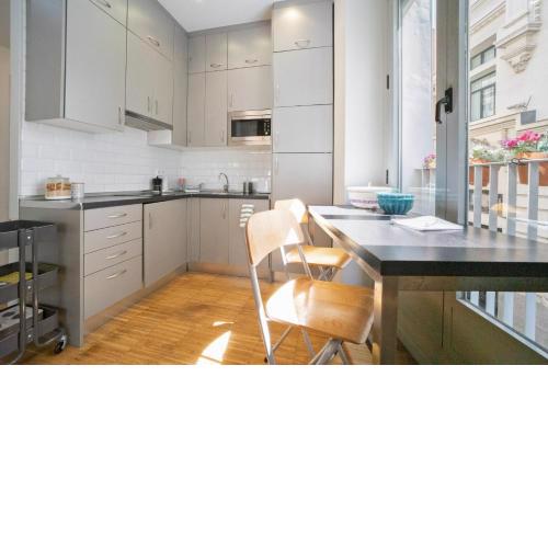 Apartamentos Moratín Las Letras