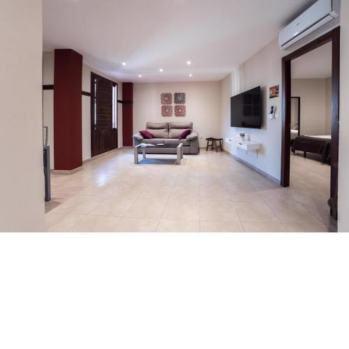 Apartamentos Reyes Católicos
