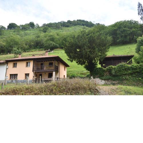 APARTAMENTOS RURALES BUXIL