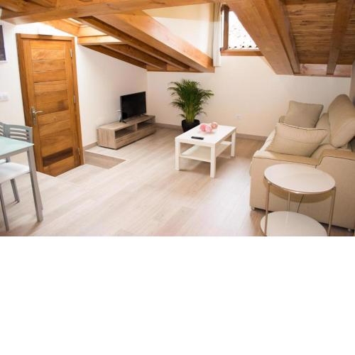 APARTAMENTOS RURALES El Llagar de Cue