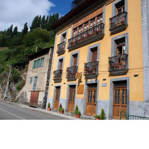 Apartamentos Rurales Las Mestas