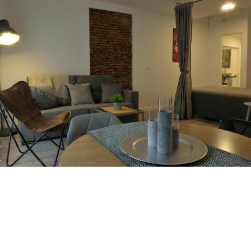 Apartamentos Suites Cariátide