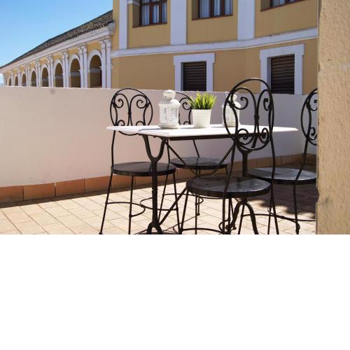 Apartamentos Turísticos La Encarnación