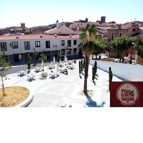 Apartamentos Turísticos La Garza