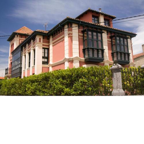 Apartamentos Turísticos La Solana