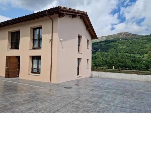 Apartamentos Villa de Panes - La Quintana