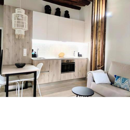 Apartaments La Rambla - La Pelu - 2 persones