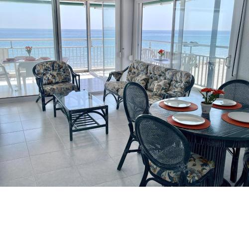 APARTBEACH BELL RACO ESQUINERO y FRENTE PLAYA