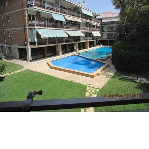 Apart.con piscina en Sitges zona residencial