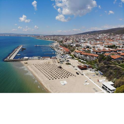 APARTELLO Dolce Vita 1 - Private apartments in Sveti Vlas near MARINA DINEVI