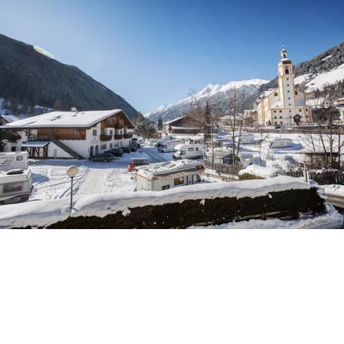 Aparthaus Camping Stubai