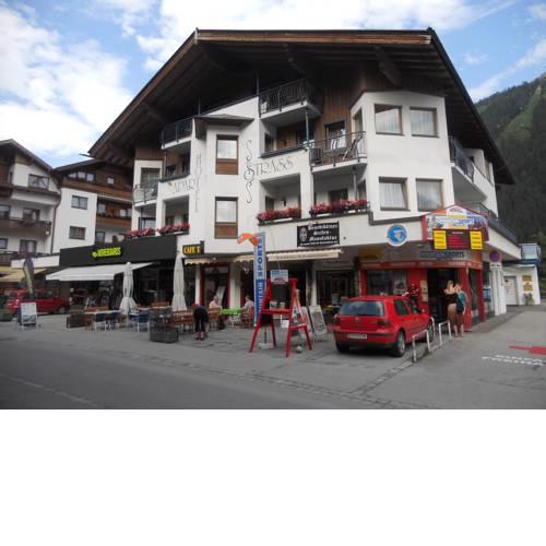 Aparthotel Strass