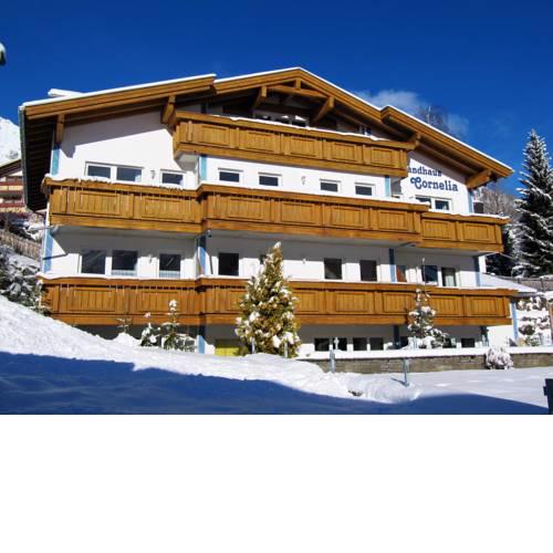Aparthotels Berwang in Landhaus Cornelia