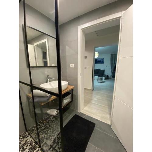 Apartma Mija-Dekani