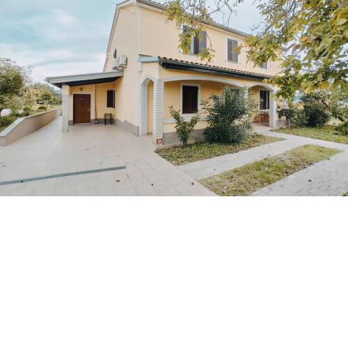 Apartma Montemoro