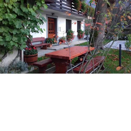 Apartma Pr Gatej
