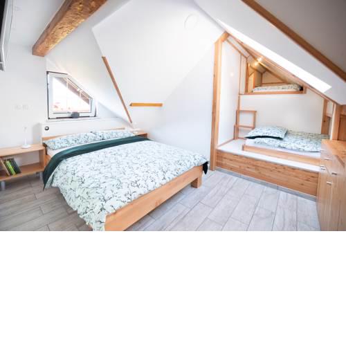 Apartma Pristov