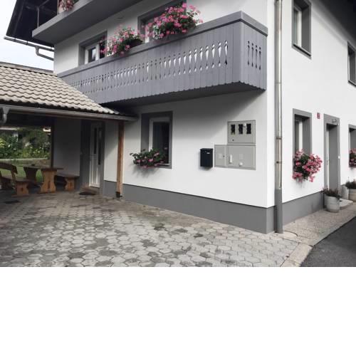 Apartma Tajč