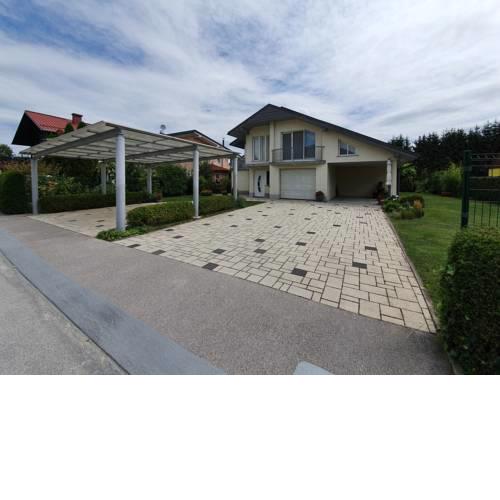 Apartma Tia