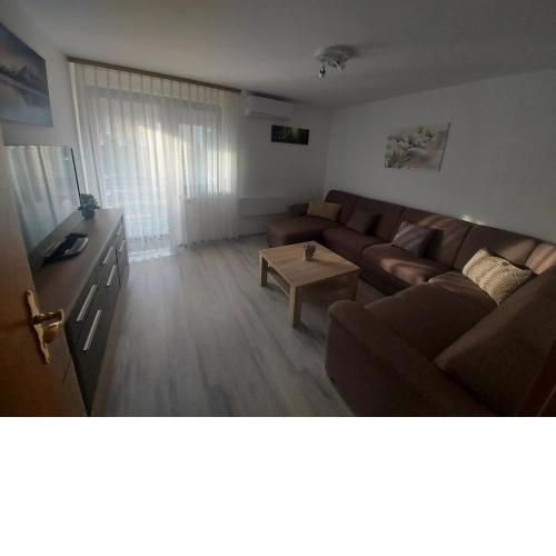 Apartma TIA