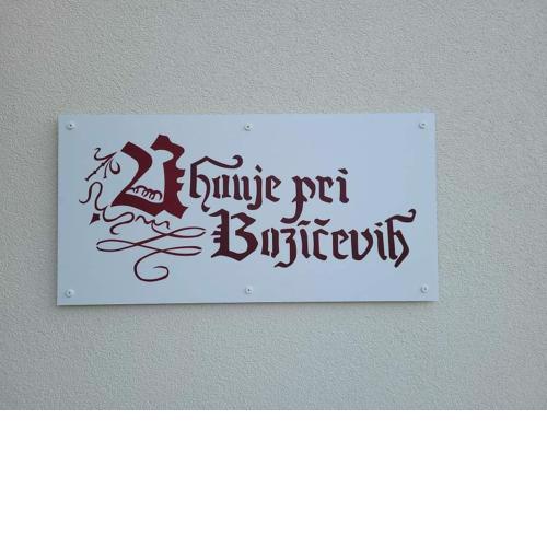 Apartma Uhanje pri Božičevih