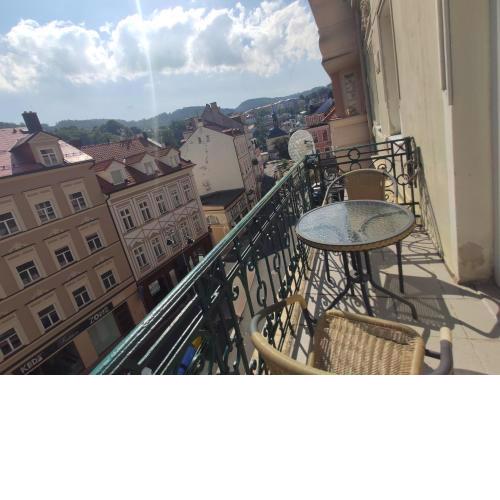 Apartmán 63m2 s balkonem v lázeňském centru