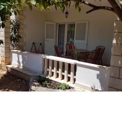 APARTMAN DAVOR