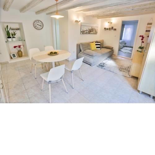 Apartman Dioniz