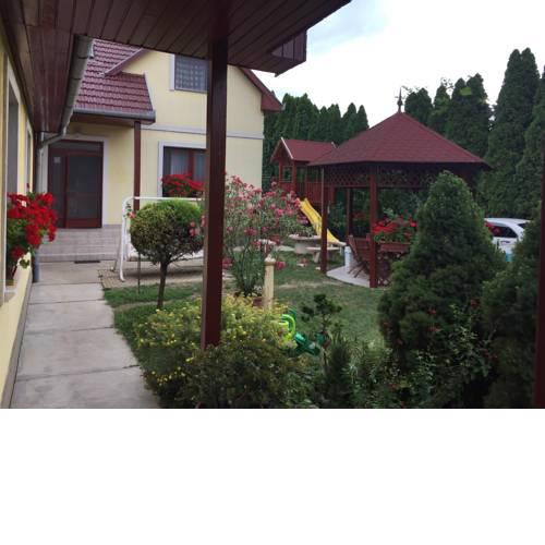 Apartman Dóra