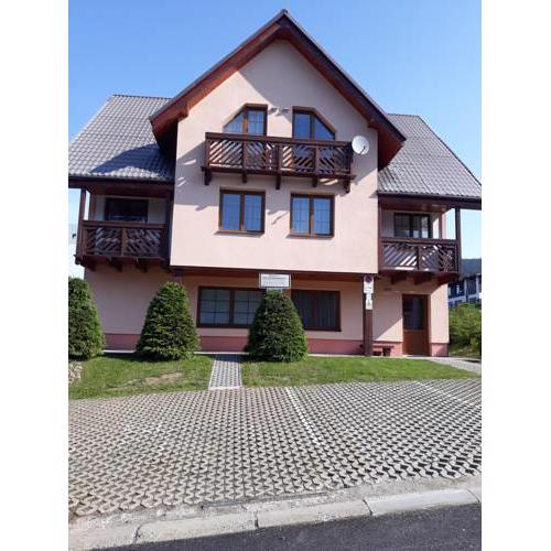 APARTMÁN GALERIE