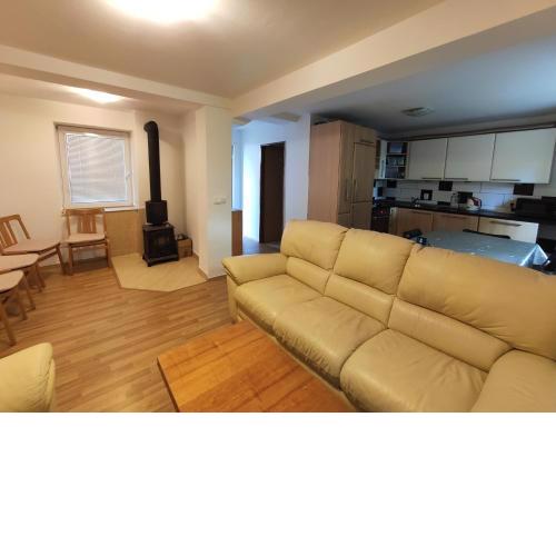 Apartmán Hulín, Chrášťany