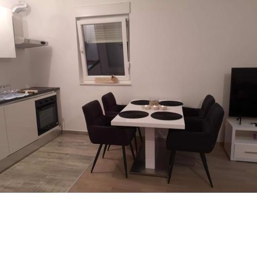 Apartman Jure