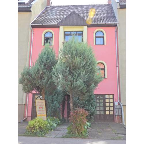 Apartman Napsugár Vendégház Eger