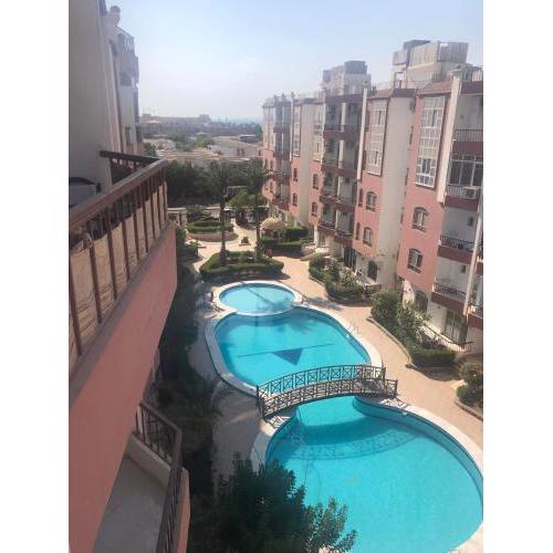 Apartman pool view