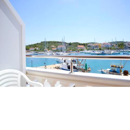 Apartmani Lili Naomi Jezera