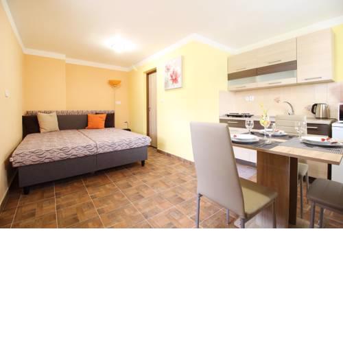 Apartmány včelka