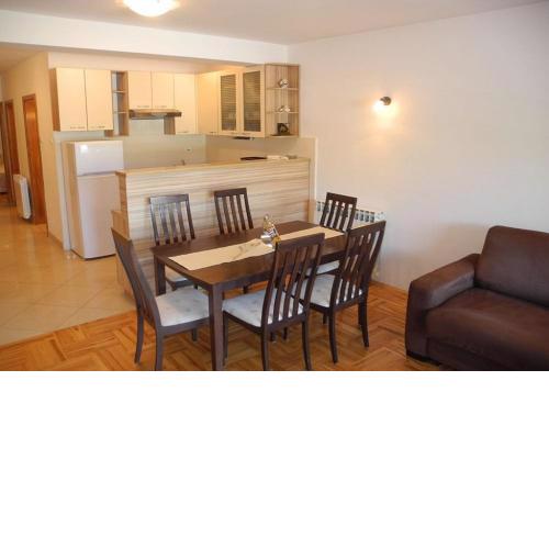 Apartment 1 Lara 4 pax