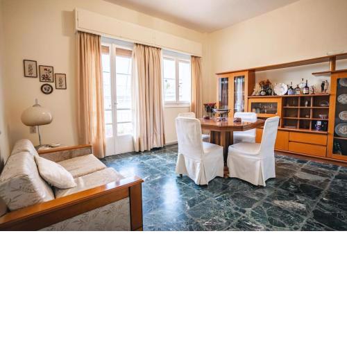 Apartment 105 sq.m. near center