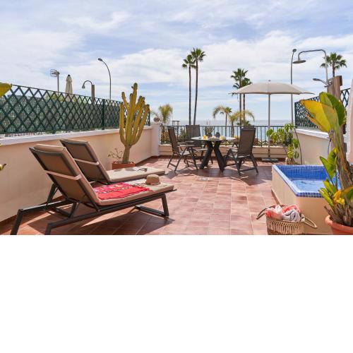 Apartment 1st line Burriana Nerja